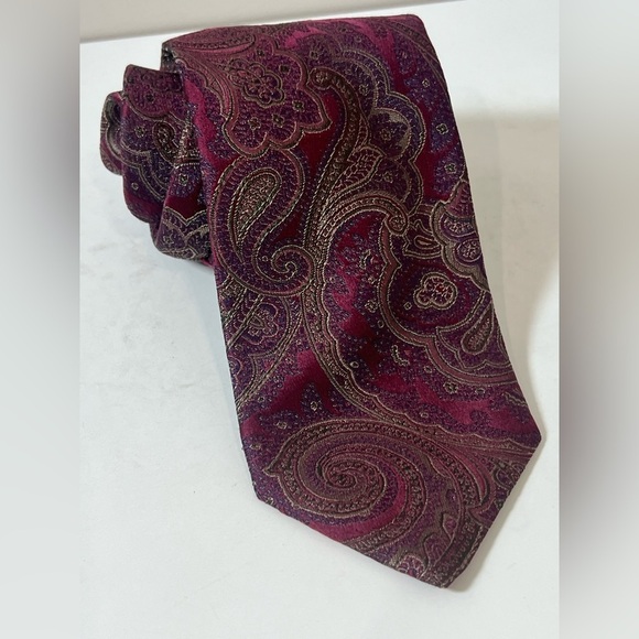 Ultra Lux Brioni Silk Tie Made in Italy 100% Silk Rich Burgundy and Gold Paisley - Picture 1 of 7